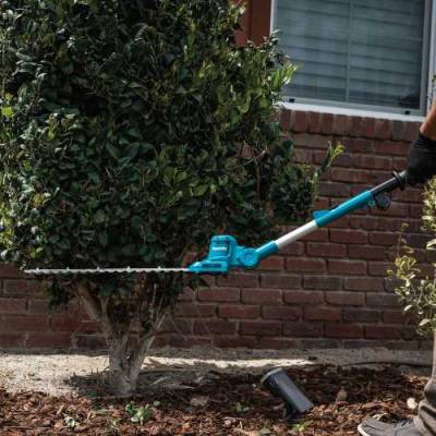 Makita cordless pole online hedge trimmer