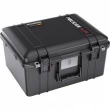 Pelican 1557 Air Case with With Padded Dividers, Black