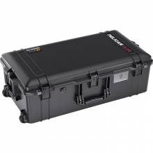 Pelican 1615 Air Case with With Padded Dividers, Black