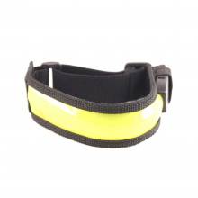 AbilityOne 618390303238 Lc Industries Green Armband - Red Lighted - Large