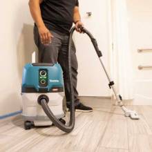Makita GCV03Z 40V max XGT® Brushless Cordless 4 Gallon Wet/Dry Dust Extractor/Vacuum, Tool Only