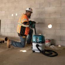 Makita GCV04ZX 40V max XGT® Brushless Cordless 4 Gallon HEPA Filter Dry Dust Extractor, AWS® Capable, Tool Only
