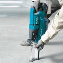 Makita GRH07ZW 40V max XGT® Brushless 1‑1/8" SDS‑PLUS AVT® Rotary Hammer (D‑Handle) w/ Dust Extractor, AFT®, AWS® Capable, Tool Only