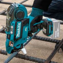 Makita XRT02ZK 18V LXT® Lithium‑Ion Brushless Cordless Deep Capacity Rebar Tying Tool, Tool Only