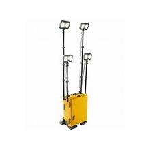 Pelican 9470M REMOTE AREA LIGHTING SYSTEM with MOBILITY YELLOW